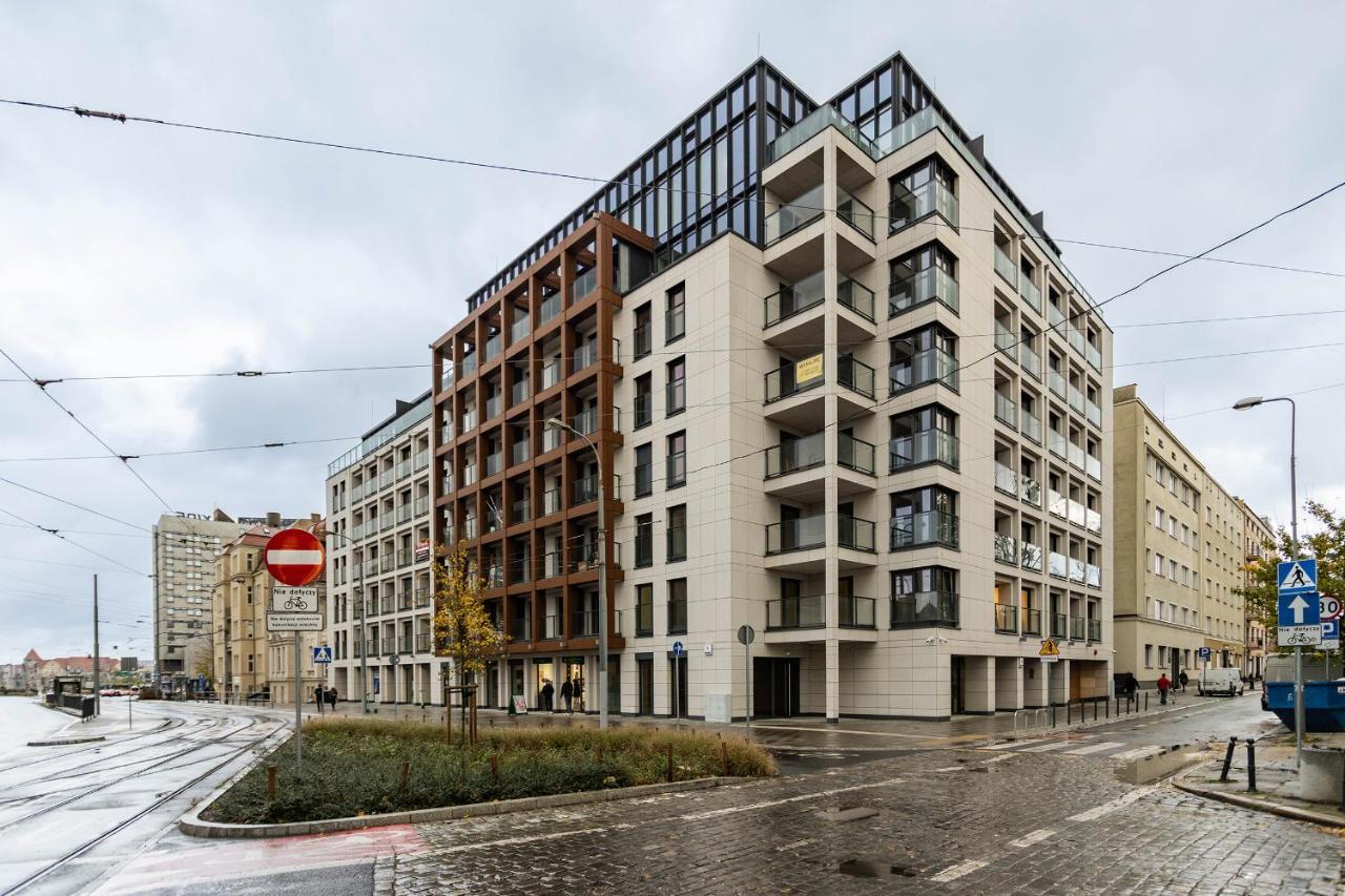 Klimatyzowany Apartament Very Berry Z Parkingiem W Poznaniu By Noclegi Renters Buitenkant foto