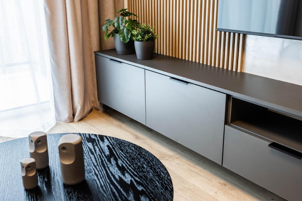 Klimatyzowany Apartament Very Berry Z Parkingiem W Poznaniu By Noclegi Renters Buitenkant foto
